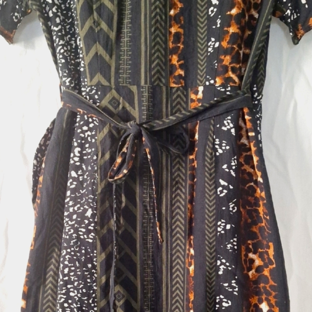 3/$20--Animal Print Cotton Wrap Dress With Ruffles, Sz 4, NWOT - Picture 13 of 14